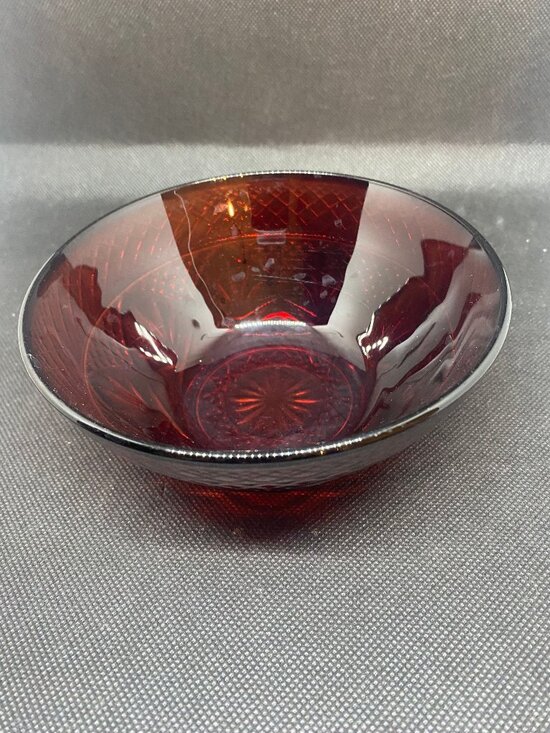 Arcoroc Other - Arcoroc Red Cereal Size Bowl